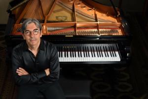 Piano Man - Dominique Fillon