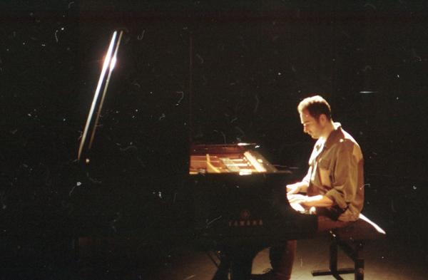 Enzo Carniel Trio Sessions #4