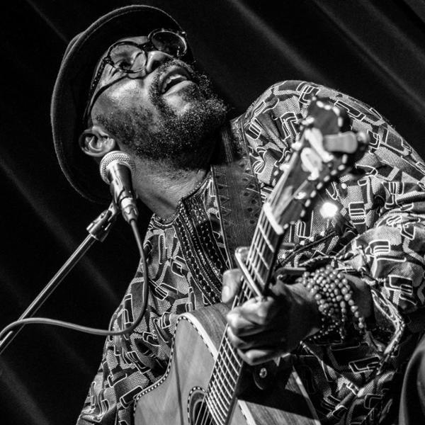 Café-concert : Kuku